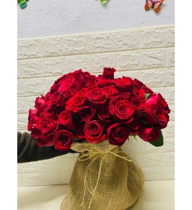 Jüt Kumaş 100 Gül Demeti  15999₺ indirimli 12999₺